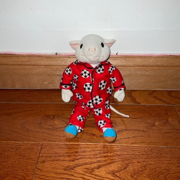STUART LITTLE 2 the Mouse in Soccer Pajamas Plush - Picture 1 of 4